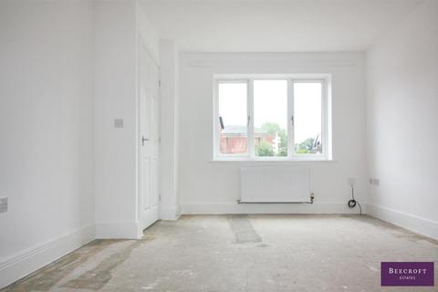 2 Hazel Gardens, Worsbrough, Barnsley, S70 4BU