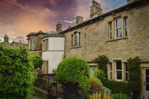 2 bedroom terraced house for sale, High Street, Gargrave