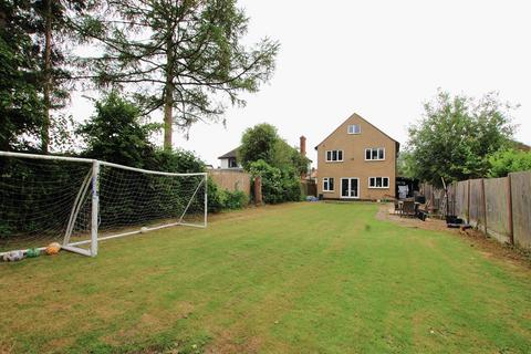 4 bedroom detached house for sale, Tollgate Road, Colney Heath, St Albans