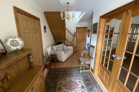 5 bedroom detached house for sale, Glyn Y Swisdir, Llanelli