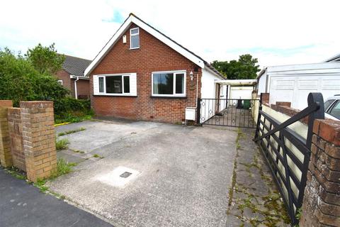 3 bedroom detached bungalow for sale, Beach Road, Severn Beach