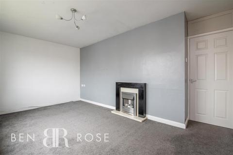 2 bedroom flat for sale, Gloucester Road, Chorley