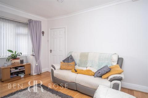 3 bedroom terraced house for sale, Balshaw Avenue, Euxton, Chorley