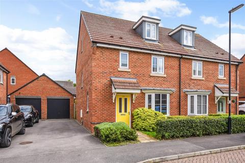 4 bedroom semi-detached house for sale, Errington Road, Picket Piece, Andover