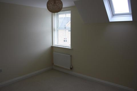 2 bedroom apartment to rent, 45 Appledore Road, MK40
