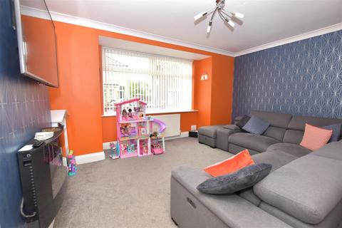 3 bedroom end of terrace house for sale, Princes Avenue, Hedon, Hull