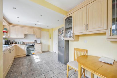 5 Avon, Hockley, Tamworth, B77 5QA