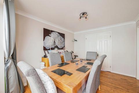 5 Avon, Hockley, Tamworth, B77 5QA