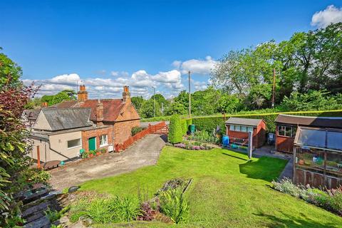 3 bedroom semi-detached house for sale, Roydon Road, Stanstead Abbotts