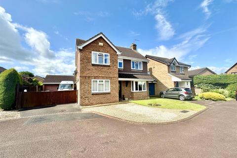 4 bedroom detached house for sale, Kingsmead, Abbeymead GL4