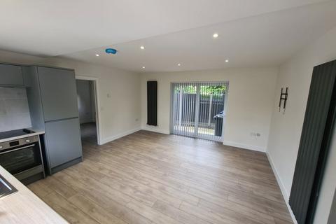 1 bedroom flat to rent, Kings Hedges Road, Cambridge