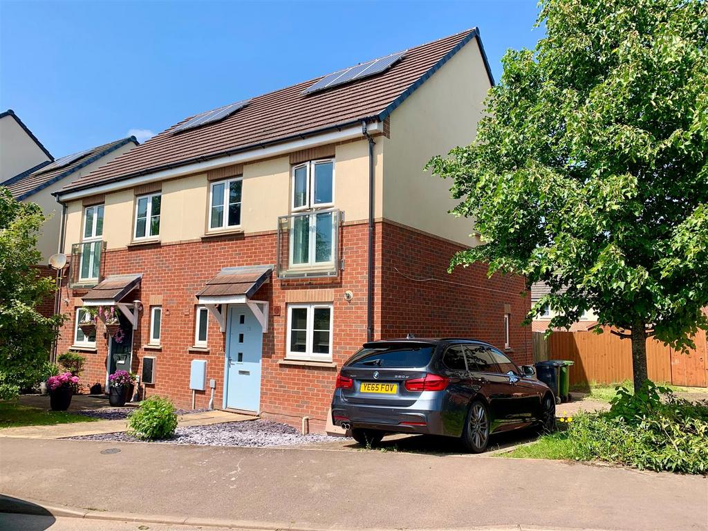 Par Four Lane, Lydney GL15 2 bed semidetached house for sale £48,750