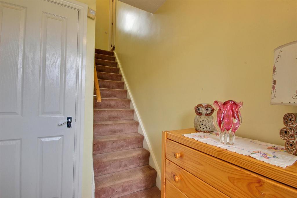 Grimston Road, Anlaby, Hull 2 bed terraced house for sale £95,000