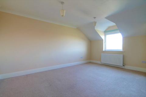 2 bedroom flat to rent, Bishops Close, Durham, County Durham, DH1