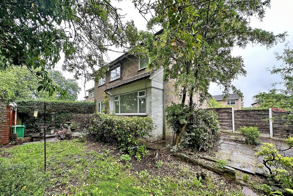 Rookwood Avenue, Manchester 3 bed end of terrace house for sale £230,000
