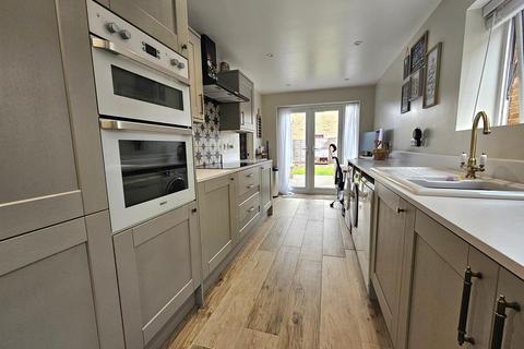 29 Oak Way, Huntley, Gloucester, GL19 3SD