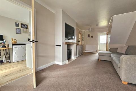 29 Oak Way, Huntley, Gloucester, GL19 3SD