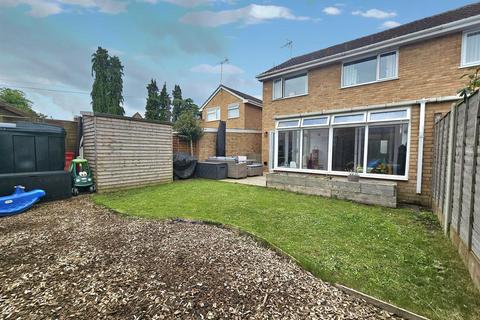 29 Oak Way, Huntley, Gloucester, GL19 3SD