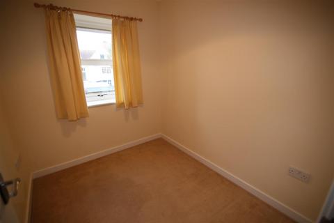 3 bedroom end of terrace house to rent, Barrington Street, Tiverton EX16