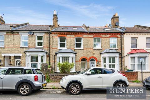 47 Hamilton Road, Brentford, TW8 0QF