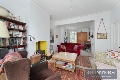 47 Hamilton Road, Brentford, TW8 0QF