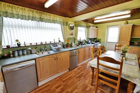 3 bedroom semi-detached house for sale, Imbercourt Close, Hengrove, Bristol