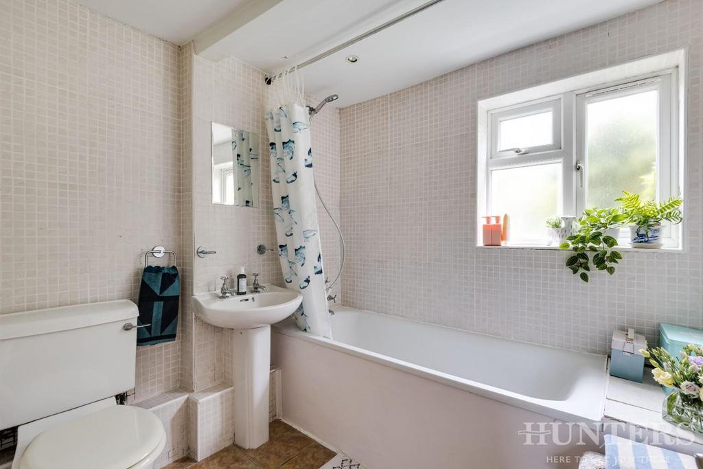 Ground Floor, 98, Beaconsfield Road, London, N15 4
