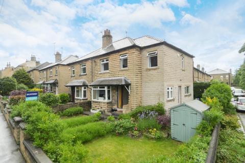 4 bedroom semi-detached house for sale, New Street, Farsley, Pudsey