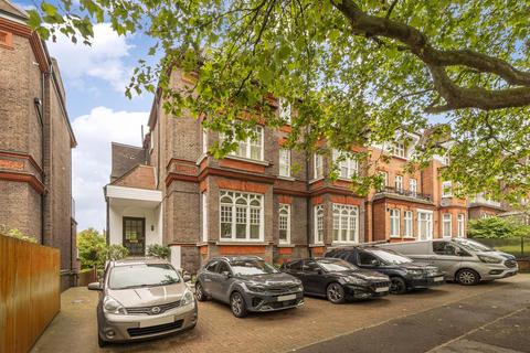3 bedroom flat to rent, Fitzjohn's Avenue, Hampstead, NW3