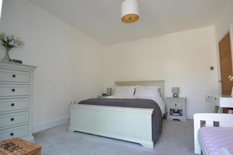 2 bedroom maisonette to rent, Mill Place, Chislehurst