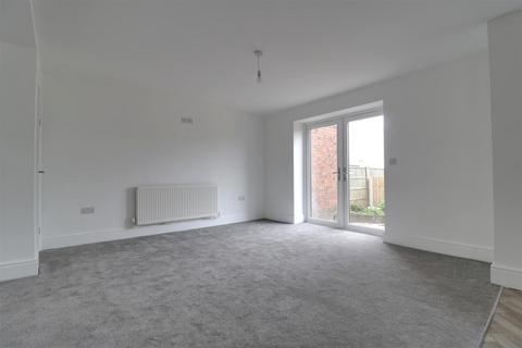 25 Chapel Street, Mow Cop, Stoke-on-trent, ST7 4NP