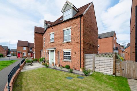 4 bedroom link detached house for sale, Prospect Avenue, Easingwold