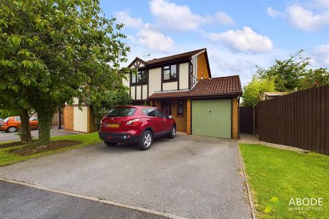 10 Eagle Close, Uttoxeter, ST14 8TW