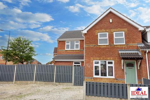 4 bedroom end of terrace house for sale, Ansult Court, Bentley, Doncaster