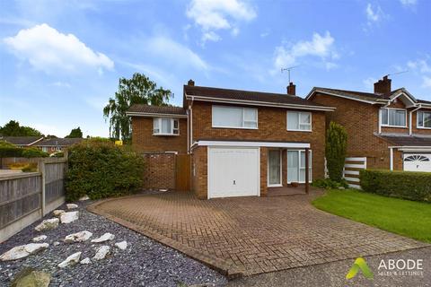 4 bedroom detached house for sale, Meadow Rise, Barton Under Needwood DE13