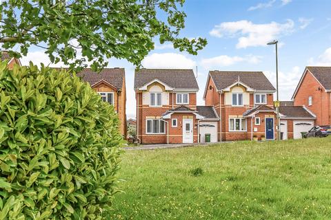 3 bedroom detached house for sale, Lovedean, Hampshire