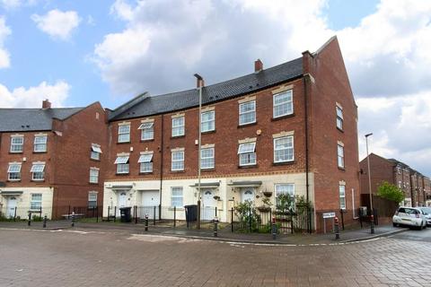 4 bedroom semi-detached house for sale, Hamilton Circle, Hamilton, Leicester