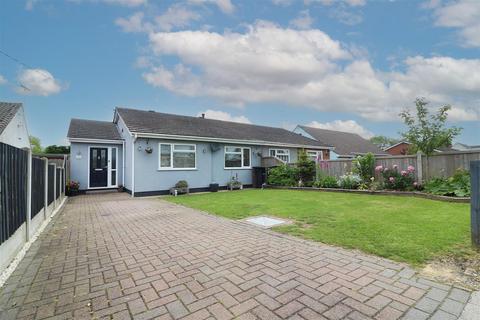 3 bedroom semi-detached bungalow for sale, Wembley Avenue, Mayland