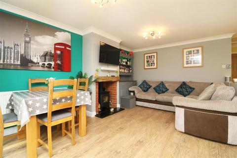 11 Wembley Avenue, Mayland, Chelmsford, CM3 6AY