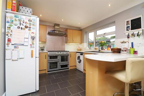 11 Wembley Avenue, Mayland, Chelmsford, CM3 6AY