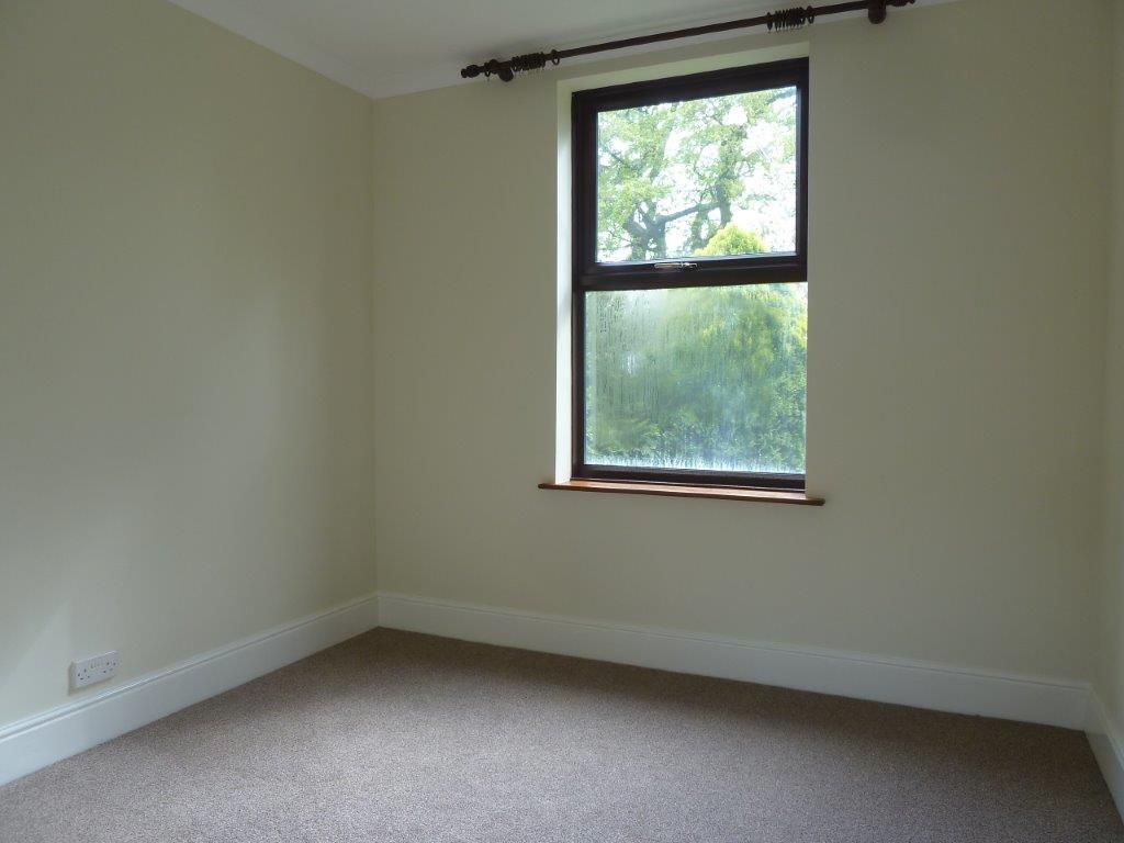 Old dalby bedroom 3.JPG