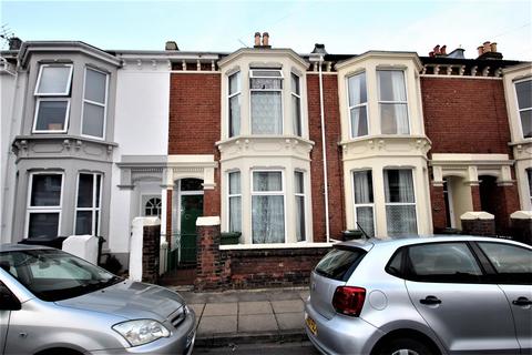 4 bedroom terraced house to rent, Margate Road