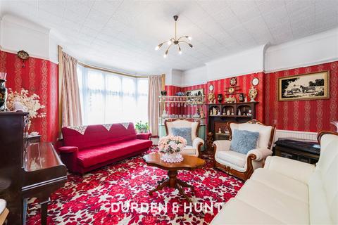 4 bedroom semi-detached house for sale, Blake Hall Road, Wanstead E11