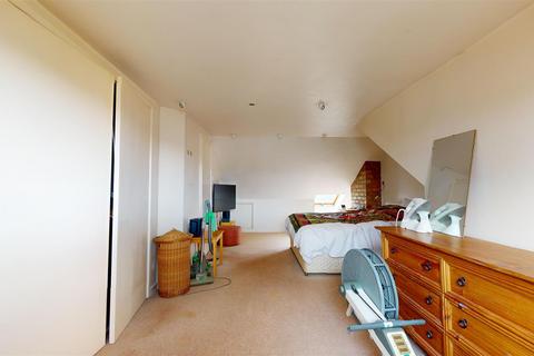 4 bedroom terraced house for sale, Oakmeade Park, Knowle, Bristol
