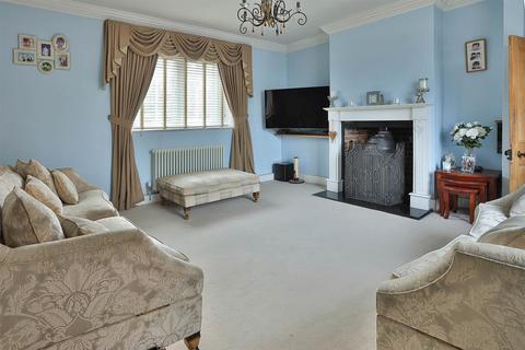 5 bedroom detached house for sale, The Square, Countesthorpe, Leicester