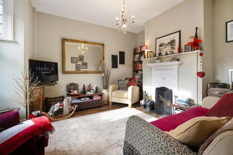 2 bedroom terraced house for sale, St. Leonards Avenue, Windsor