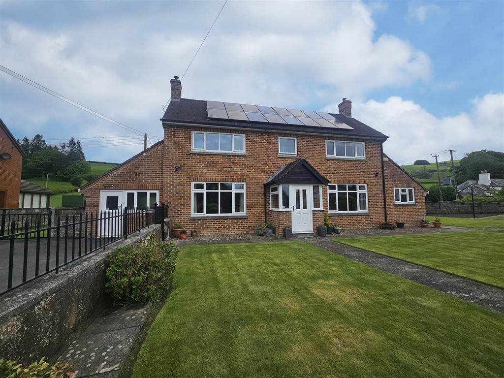 Penybont Road, Whitton, Knighton 3 bed detached house for sale £375,000
