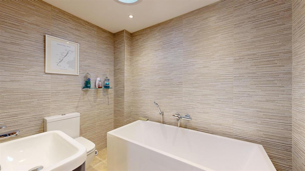 Upstairs Bathroom