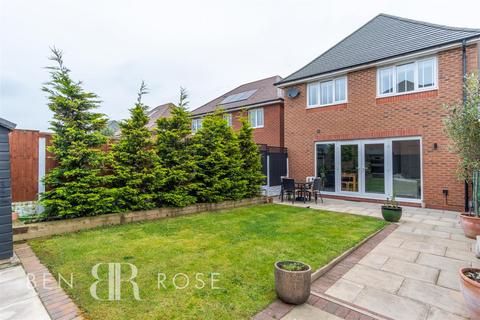 4 bedroom detached house for sale, Thetford Drive, Leyland