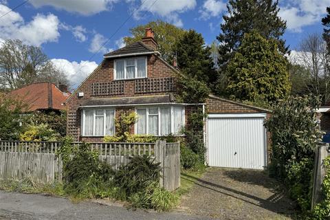 41 Minster Road, Godalming, GU7 1SR